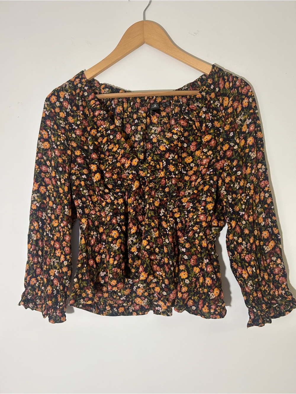 Volcom Autumn Blossom crinkle gauze blouse NWOT